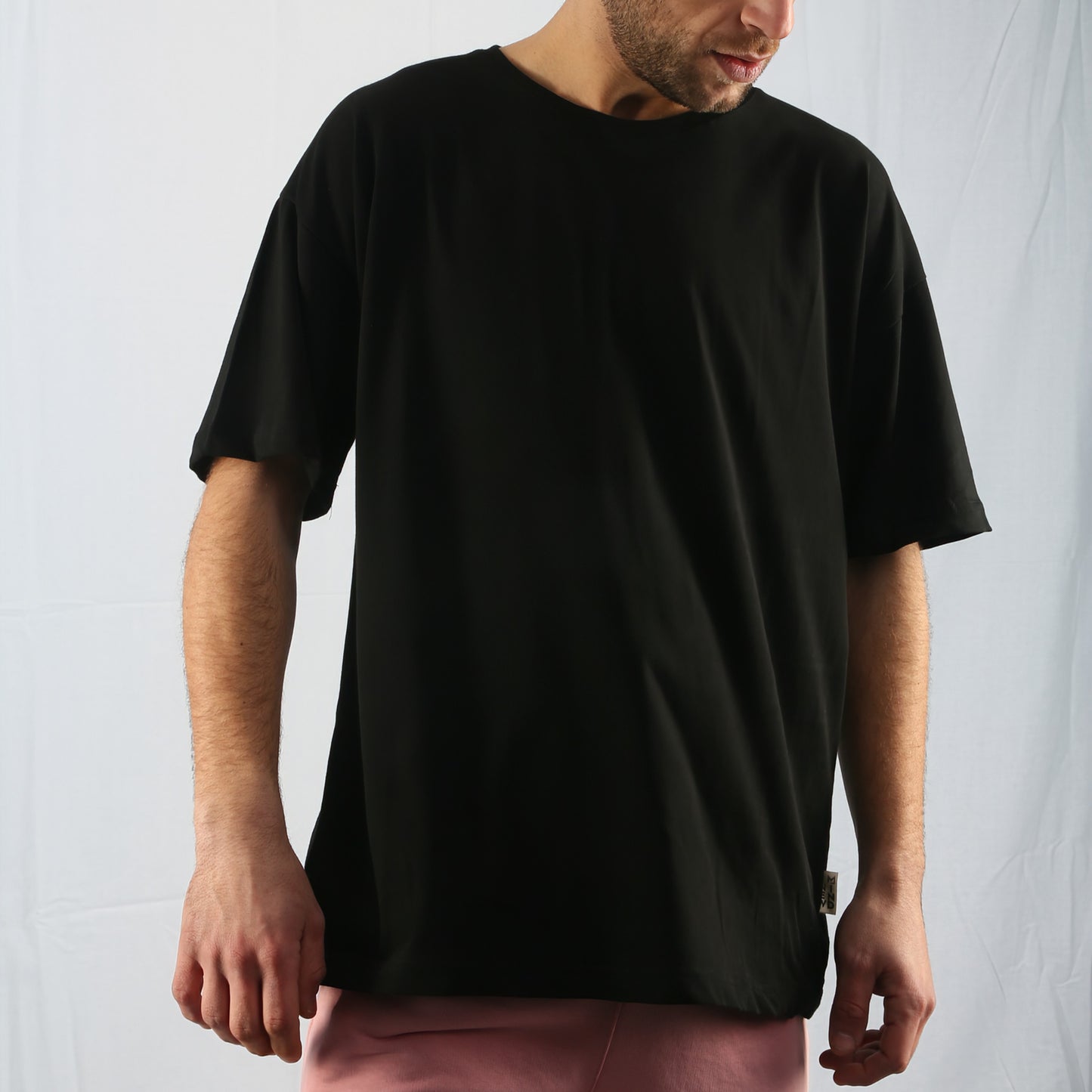 Oversize T-Shirt NEW MIND σε Λευκό & Μαύρο – 100% Βαμβάκι