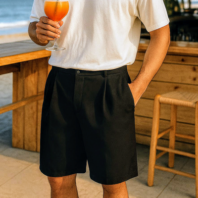Μαύρη Oversized Βερμούδα με Πιέτες – Ιταλική Κατασκευή