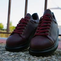 Ανδρικά Περιπατητικά Αθλητικά Παπούτσια ATTITUDE σε Κοκκινωπό-Μωβ Χρώμα με Χρυσαφί Λεπτομέρειες και Στιβαρή Μαύρη Σόλα | A 82066MP